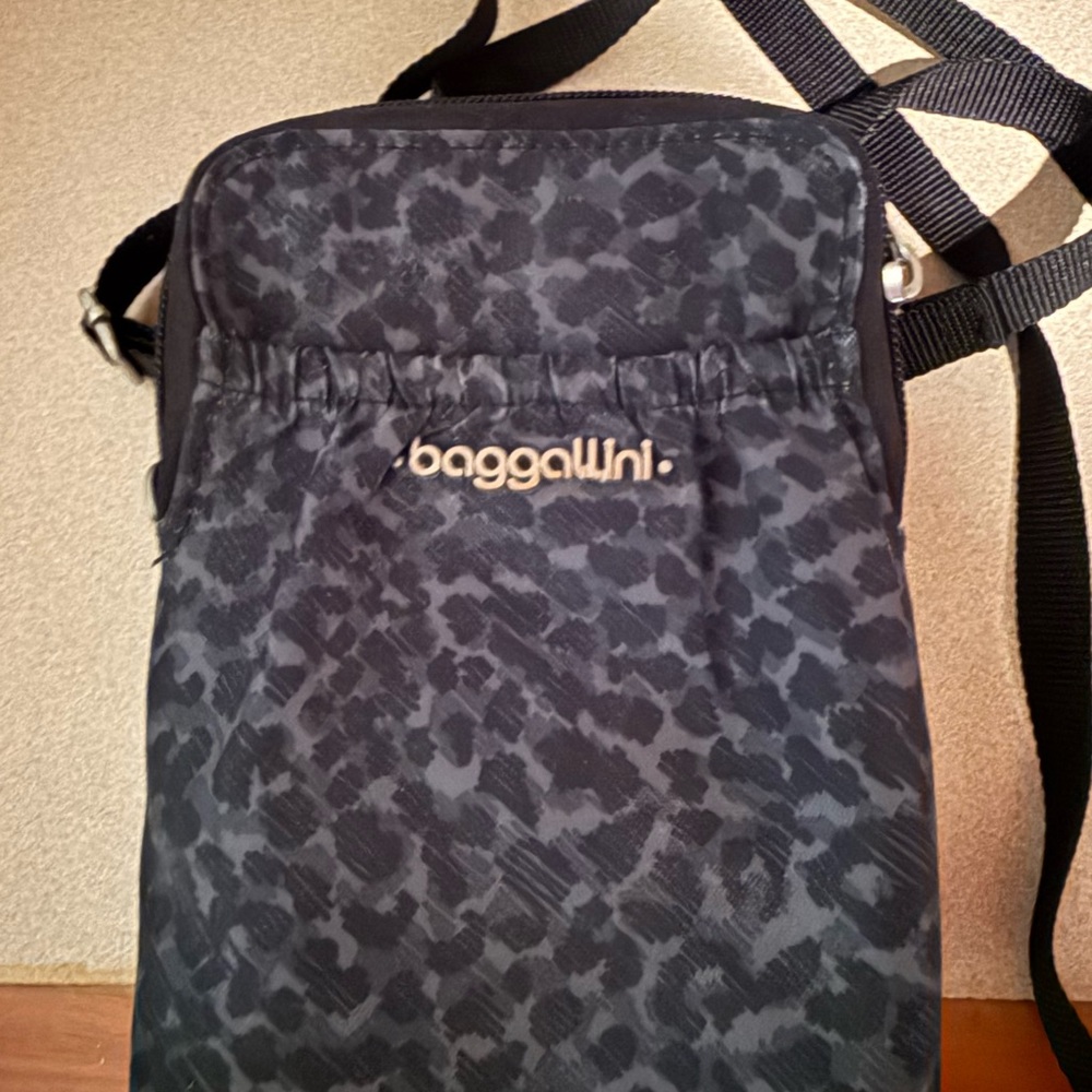 Baggallini Black Animal Print Crossbody Bag